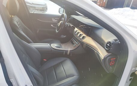 Mercedes-Benz E-Класс, 2021 год, 5 150 000 рублей, 12 фотография