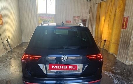 Volkswagen Tiguan II, 2018 год, 2 150 000 рублей, 8 фотография