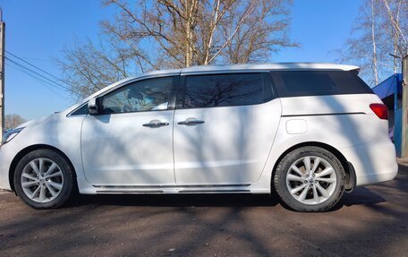 KIA Carnival III, 2018 год, 2 980 000 рублей, 4 фотография