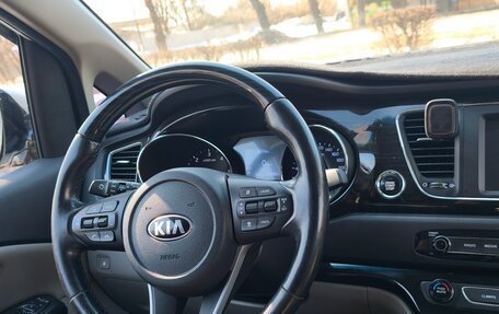 KIA Carnival III, 2018 год, 2 980 000 рублей, 25 фотография