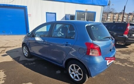 Toyota Yaris III рестайлинг, 2007 год, 490 000 рублей, 8 фотография