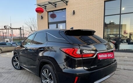 Lexus RX IV рестайлинг, 2019 год, 4 300 000 рублей, 6 фотография