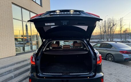 Lexus RX IV рестайлинг, 2019 год, 4 300 000 рублей, 14 фотография