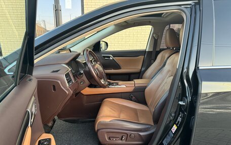 Lexus RX IV рестайлинг, 2019 год, 4 300 000 рублей, 20 фотография