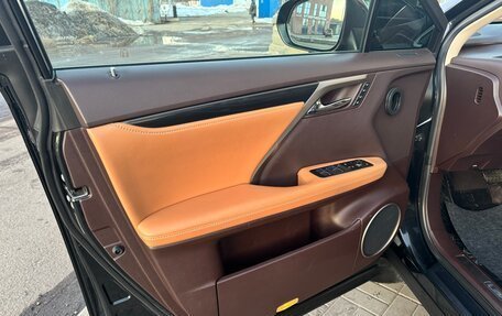 Lexus RX IV рестайлинг, 2019 год, 4 300 000 рублей, 21 фотография