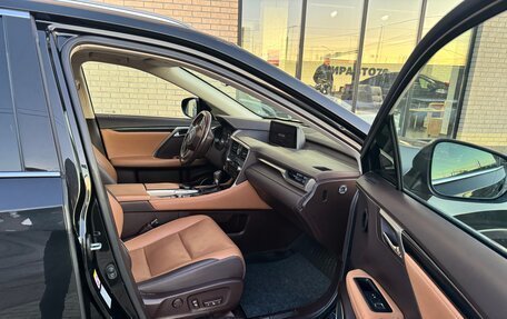 Lexus RX IV рестайлинг, 2019 год, 4 300 000 рублей, 26 фотография