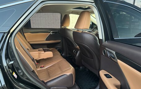 Lexus RX IV рестайлинг, 2019 год, 4 300 000 рублей, 30 фотография