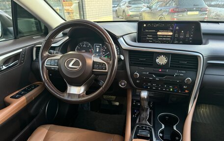 Lexus RX IV рестайлинг, 2019 год, 4 300 000 рублей, 34 фотография