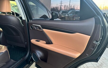 Lexus RX IV рестайлинг, 2019 год, 4 300 000 рублей, 31 фотография