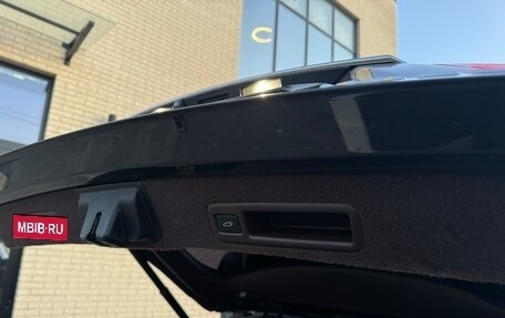 Lexus RX IV рестайлинг, 2019 год, 4 300 000 рублей, 25 фотография