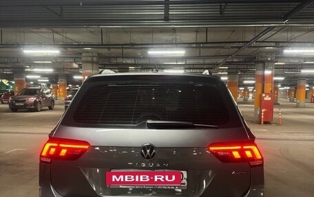 Volkswagen Tiguan II, 2021 год, 2 970 000 рублей, 4 фотография