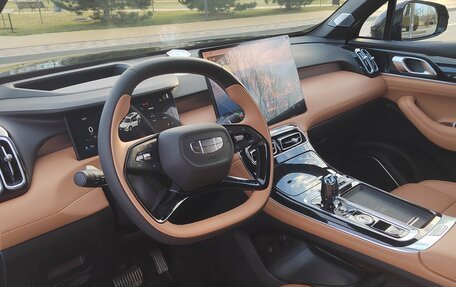 Geely Atlas, 2025 год, 3 000 000 рублей, 4 фотография