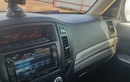 Mitsubishi Pajero IV, 2012 год, 1 750 000 рублей, 12 фотография