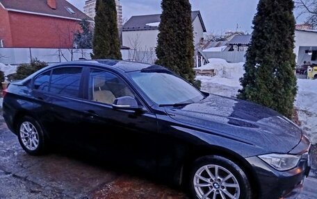 BMW 3 серия, 2015 год, 1 950 000 рублей, 3 фотография