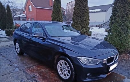 BMW 3 серия, 2015 год, 1 950 000 рублей, 2 фотография