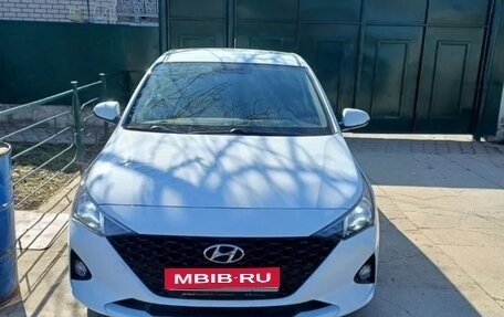 Hyundai Solaris II рестайлинг, 2020 год, 1 650 000 рублей, 1 фотография