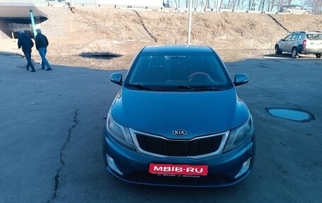 KIA Rio III рестайлинг, 2013 год, 530 000 рублей, 1 фотография