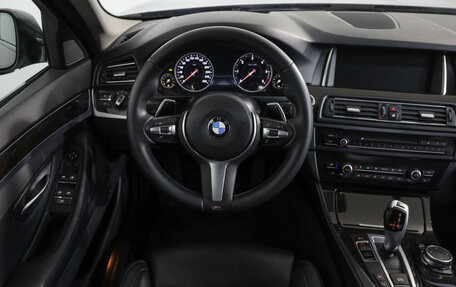 BMW 5 серия, 2015 год, 2 490 000 рублей, 11 фотография