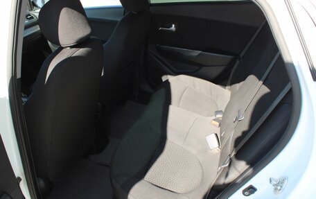 KIA Rio III рестайлинг, 2014 год, 940 000 рублей, 27 фотография