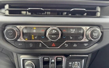 Jeep Gladiator, 2024 год, 6 100 000 рублей, 16 фотография