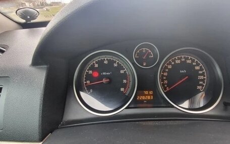 Opel Astra H, 2008 год, 650 000 рублей, 11 фотография