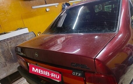 Opel Vectra A, 1992 год, 230 000 рублей, 2 фотография