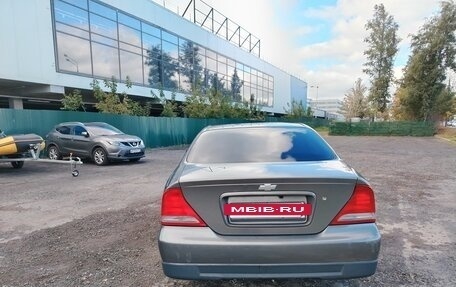 Chevrolet Evanda, 2005 год, 350 000 рублей, 3 фотография