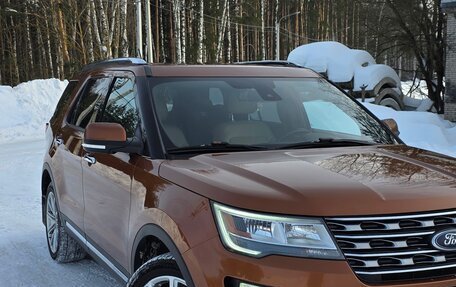 Ford Explorer VI, 2017 год, 2 790 000 рублей, 3 фотография