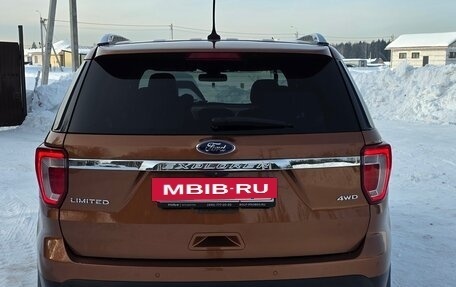 Ford Explorer VI, 2017 год, 2 790 000 рублей, 7 фотография