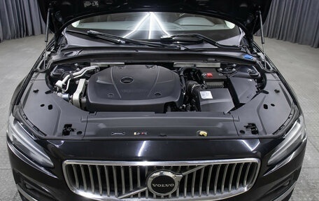 Volvo S90 II рестайлинг, 2021 год, 2 850 000 рублей, 9 фотография