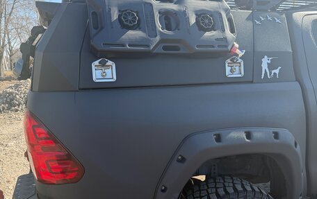 Toyota Hilux VIII, 2017 год, 4 450 000 рублей, 6 фотография