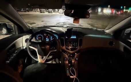 Chevrolet Cruze II, 2012 год, 550 000 рублей, 5 фотография