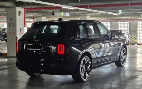 Rolls-Royce Cullinan, 2024 год, 71 900 000 рублей, 4 фотография