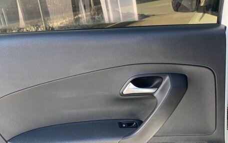 Volkswagen Polo VI (EU Market), 2017 год, 1 180 000 рублей, 10 фотография