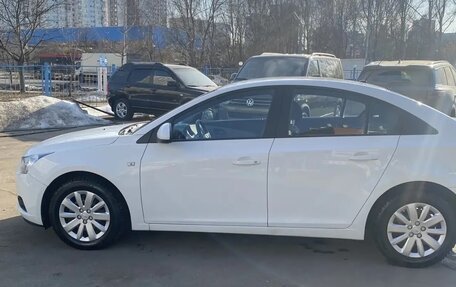 Chevrolet Cruze II, 2011 год, 780 000 рублей, 4 фотография