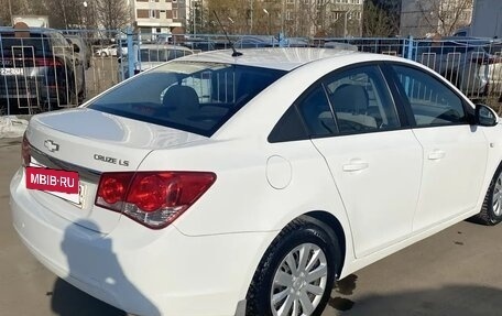 Chevrolet Cruze II, 2011 год, 780 000 рублей, 7 фотография
