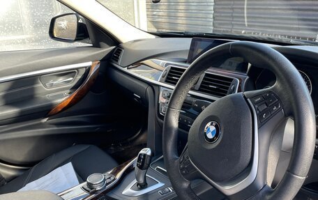 BMW 3 серия, 2016 год, 1 900 000 рублей, 3 фотография