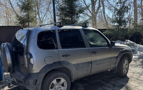 Chevrolet Niva I рестайлинг, 2019 год, 765 000 рублей, 2 фотография