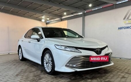 Toyota Camry, 2021 год, 2 949 000 рублей, 6 фотография