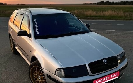 Skoda Octavia IV, 2001 год, 590 000 рублей, 2 фотография