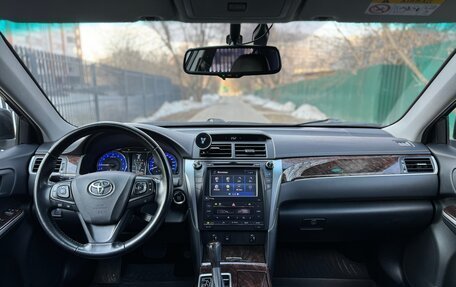 Toyota Camry, 2017 год, 2 380 000 рублей, 16 фотография