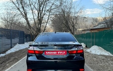 Toyota Camry, 2017 год, 2 380 000 рублей, 6 фотография