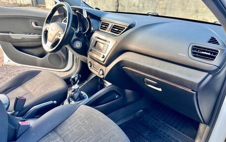 KIA Rio III рестайлинг, 2015 год, 1 000 000 рублей, 6 фотография