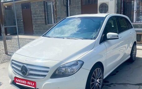 Mercedes-Benz B-Класс, 2013 год, 1 099 000 рублей, 2 фотография