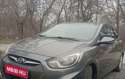 Hyundai Solaris II рестайлинг, 2011 год, 850 000 рублей, 1 фотография