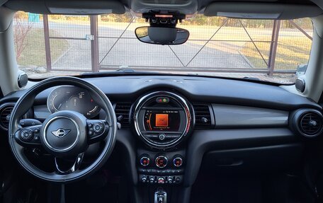 MINI Hatch, 2020 год, 2 250 000 рублей, 26 фотография