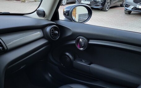 MINI Hatch, 2020 год, 2 250 000 рублей, 27 фотография