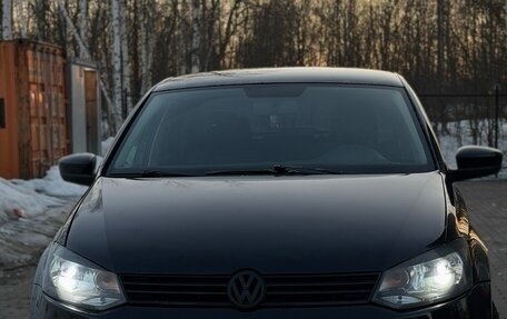 Volkswagen Polo VI (EU Market), 2011 год, 600 000 рублей, 3 фотография