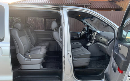 Hyundai Grand Starex Grand Starex I рестайлинг 2, 2009 год, 1 190 000 рублей, 16 фотография