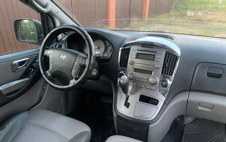 Hyundai Grand Starex Grand Starex I рестайлинг 2, 2009 год, 1 190 000 рублей, 19 фотография